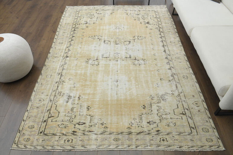 Handmade Vintage Area Anatolian Rug