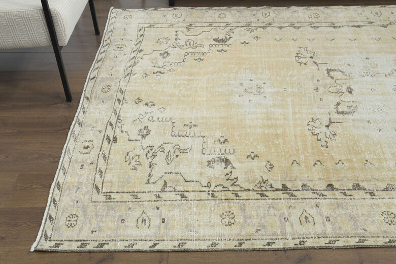 Handmade Vintage Area Anatolian Rug