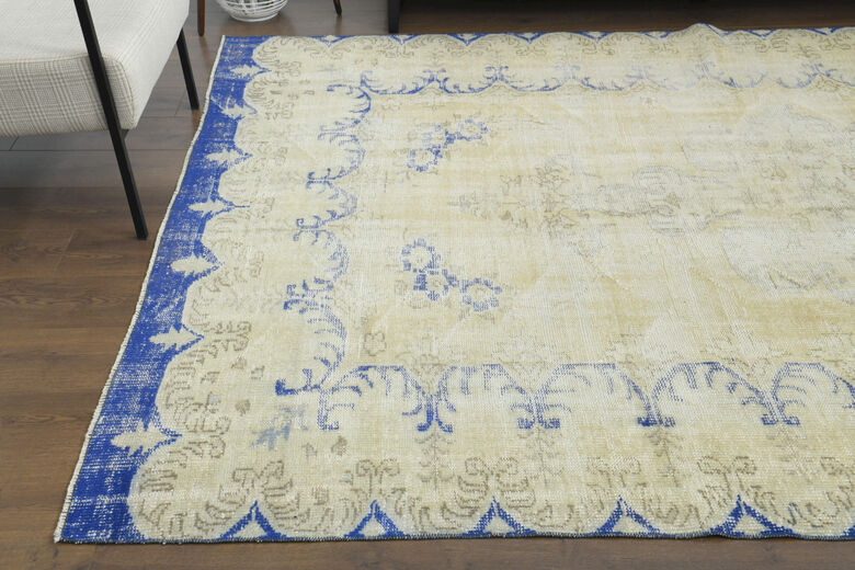 Handwoven Distressed Vintage Rug