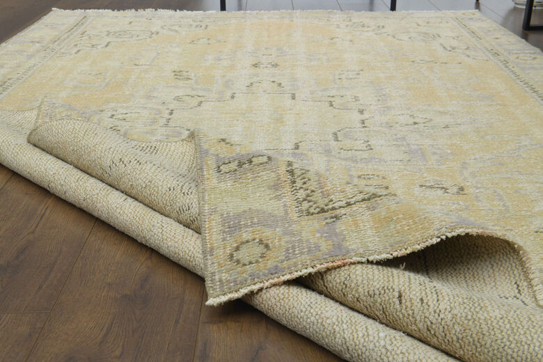 Handmade Vintage Area Anatolian Rug