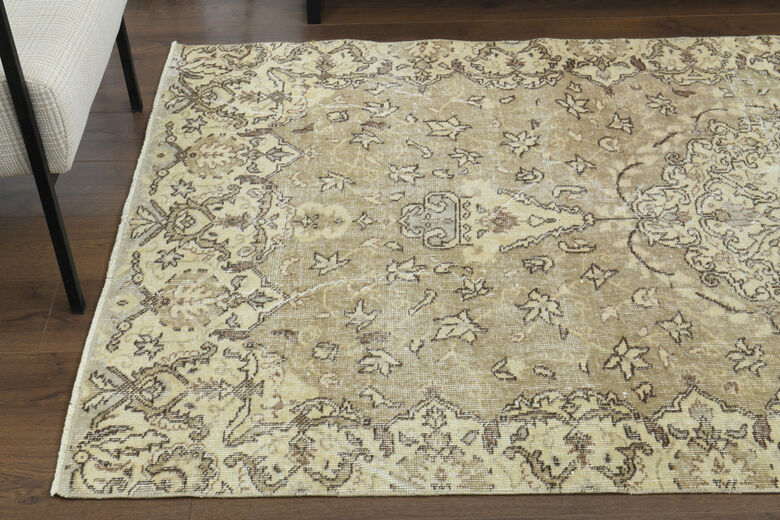 Handmade Vintage Area Oushak Rug