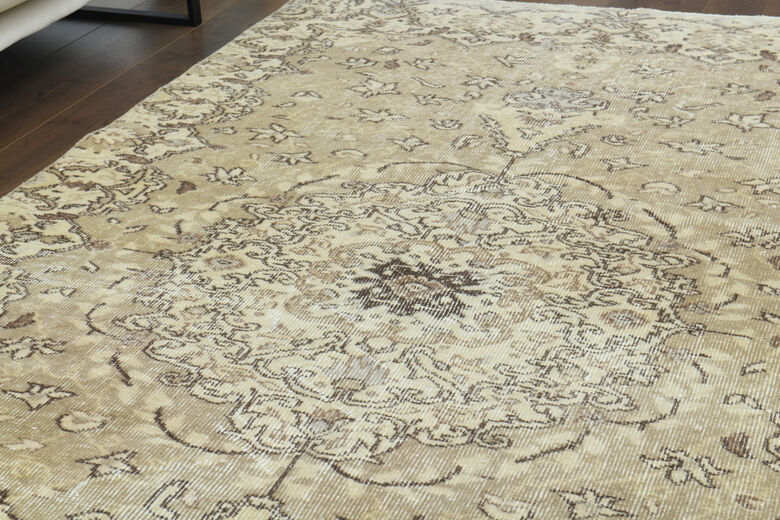 Handmade Vintage Area Oushak Rug
