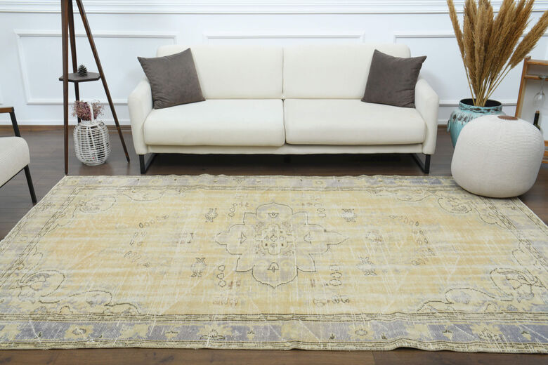 Handmade Vintage Area Anatolian Rug