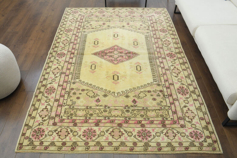 Scandinavian Vintage Area Rug