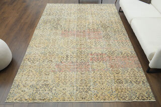 Handmade Vintage Area Rug - Thumbnail