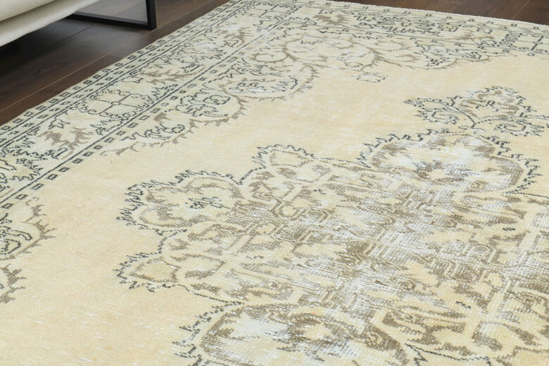 Vintage Turkish Anatolian Area Rug