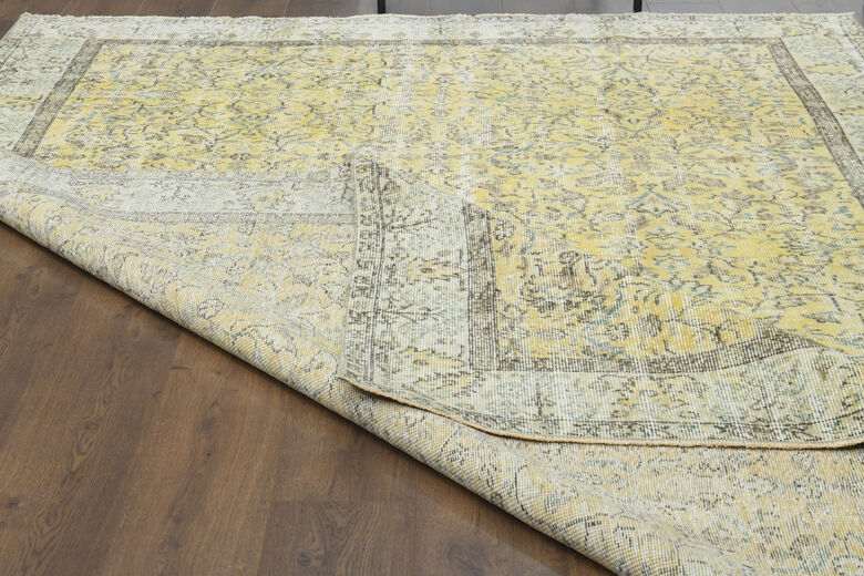 Handmade Vintage Turkish Rug
