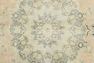 Neutral Large Turkish Vintage Rug - Thumbnail