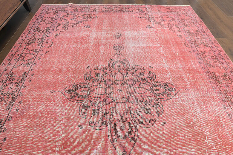 Vintage Turkish Anatolian Rug