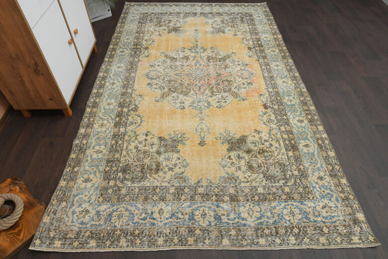 Handmade Vintage Turkish Rug