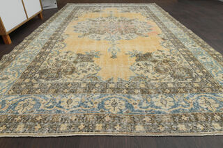 Handmade Vintage Turkish Anatolian Rug - Thumbnail