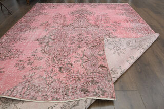 Vintage Turkish Anatolian Pink Rug - Thumbnail