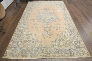 Vintage Anatolian Turkish Rug - Thumbnail