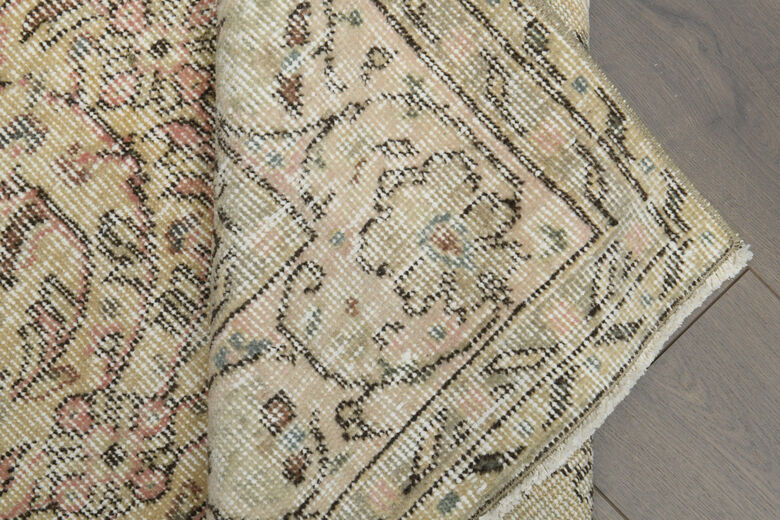 Floral Beige Brown Rug