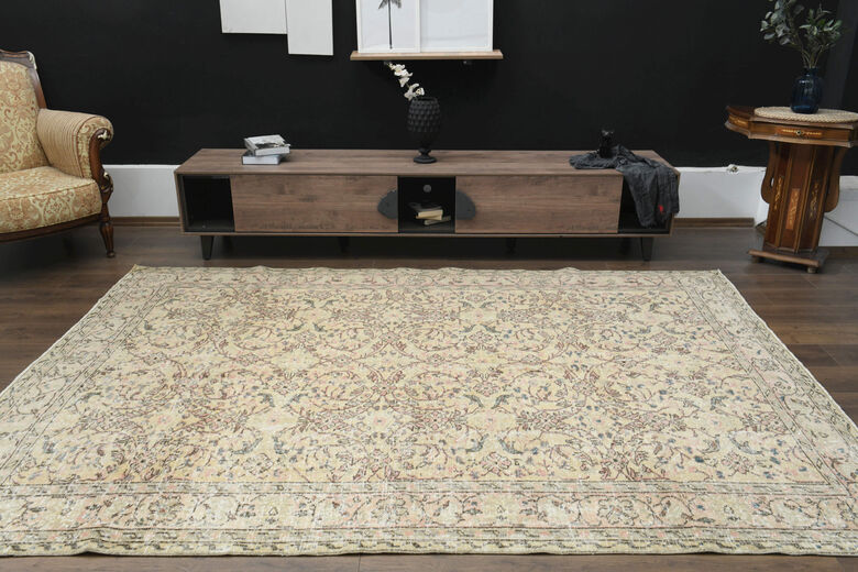 Floral Beige Brown Rug