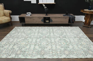 Handmade Green Rug - Thumbnail