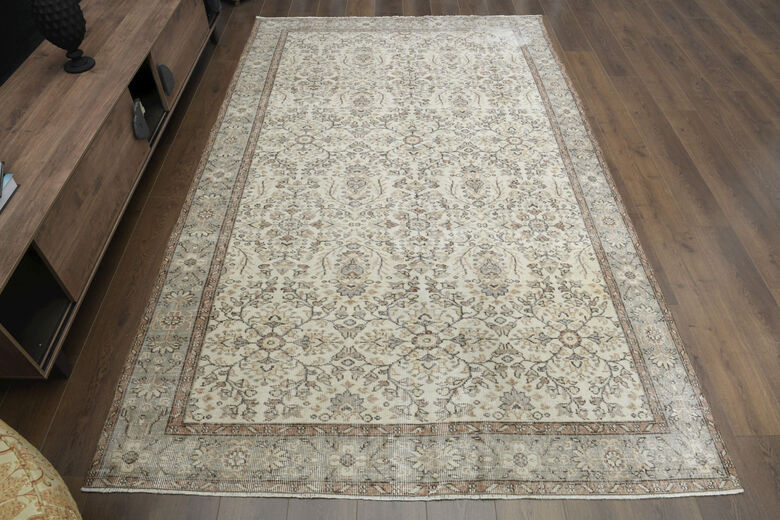 Handmade Beige Brown Rug