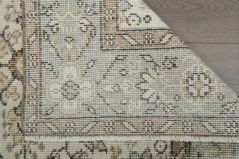 Handmade Beige Brown Rug