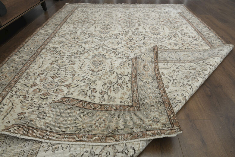 Handmade Beige Brown Rug