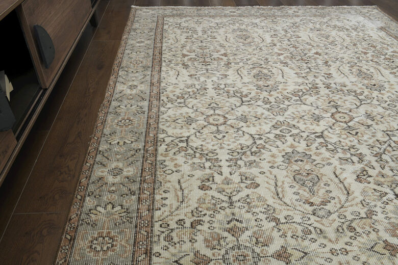 Handmade Beige Brown Rug