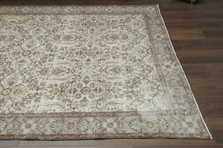 Handmade Beige Brown Rug