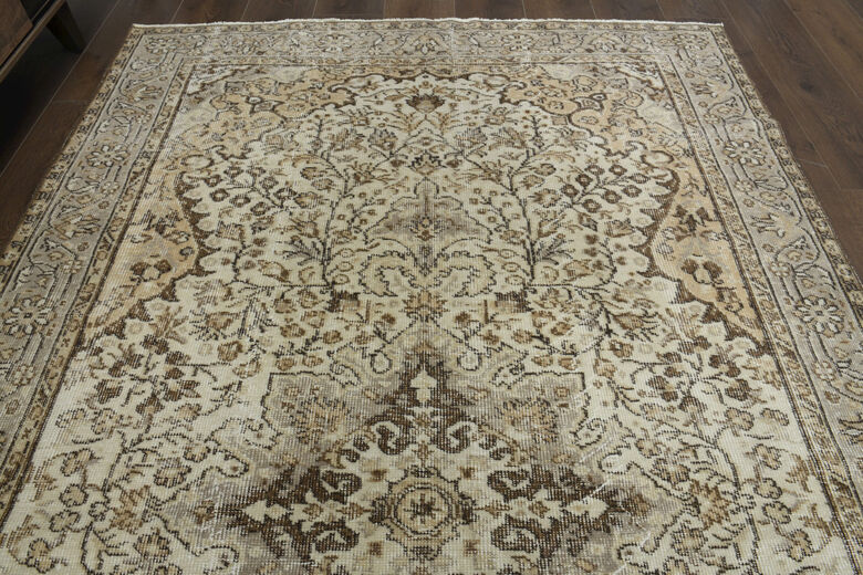 Handmade Beige Brown Rug