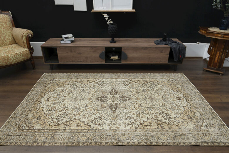 Handmade Beige Brown Rug