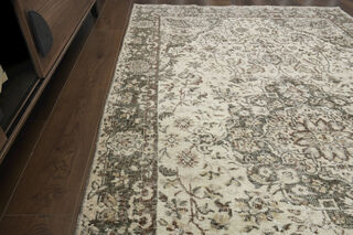 Vintage Beige Brown Rug - Thumbnail