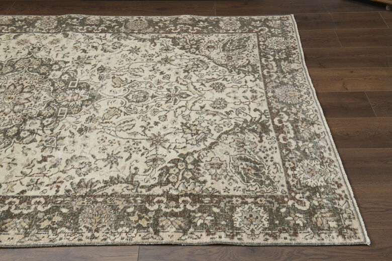 Vintage Beige Brown Rug