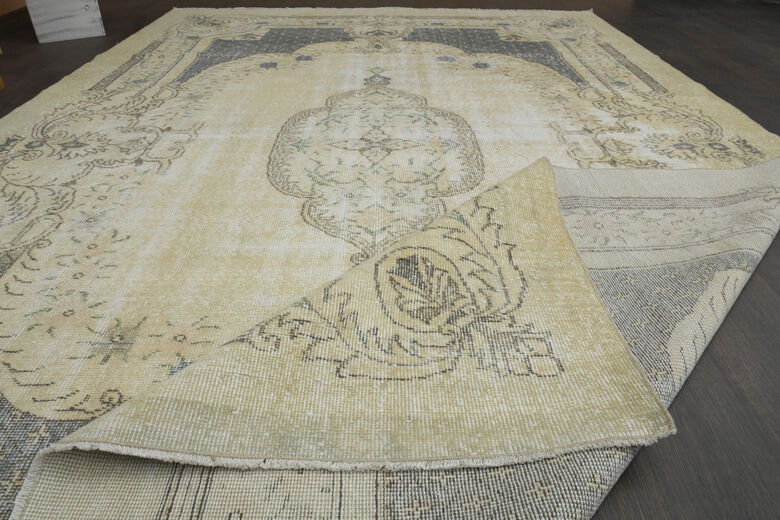 Floral Rug Beige Brown Rugs