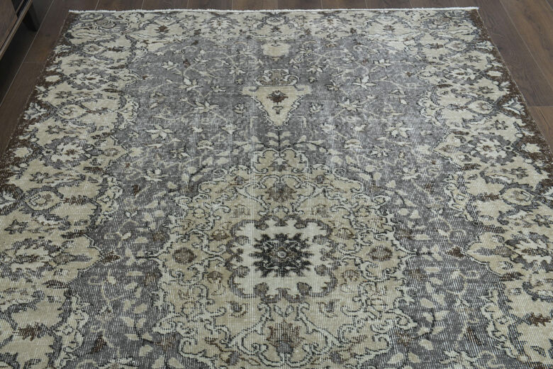 Gray Handmade Oriental Rug