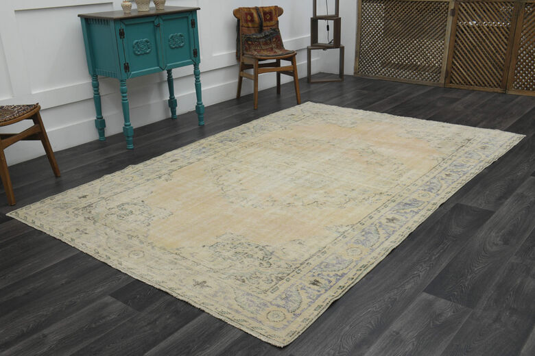 Turkis Anatolian Oushak Area Rug