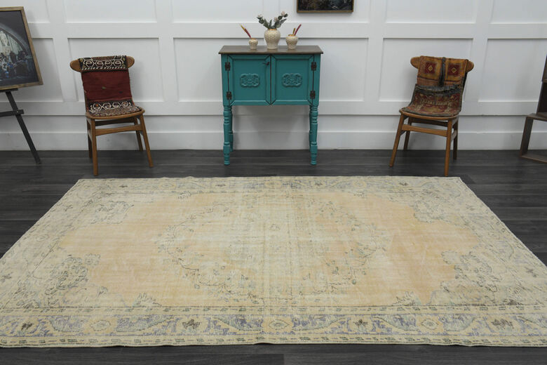 Turkis Anatolian Oushak Area Rug