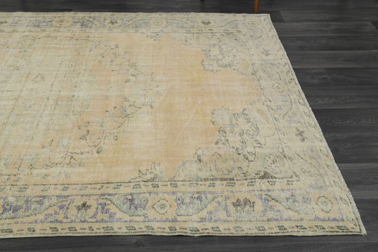 Turkis Anatolian Oushak Area Rug