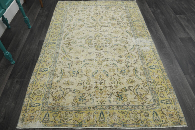 Yellow Beige Oushak Rug