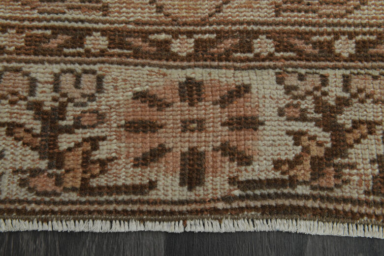 Handmade Foliate Area Rug