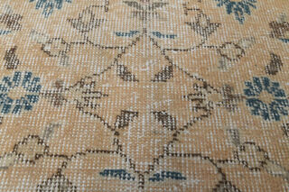 Foliate Vintage Area Rug - Thumbnail