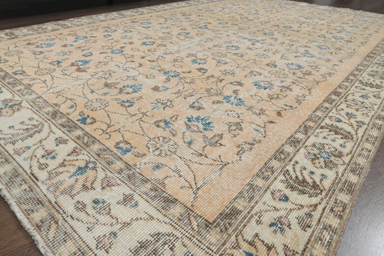 Foliate Vintage Area Rug