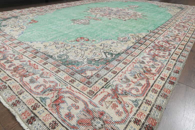 Multicolor Handmade Vintage Anatolian Rug