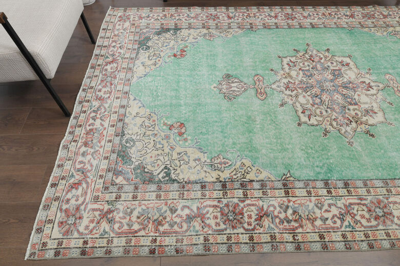Multicolor Handmade Vintage Anatolian Rug