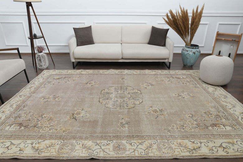 Handmade Vintage Foliate Area Rug