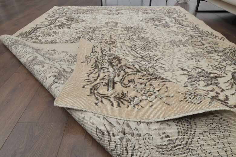 Vintage Floral Area Anatolian Rug