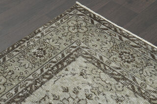 Handmade Beige Foliate Rug - Thumbnail