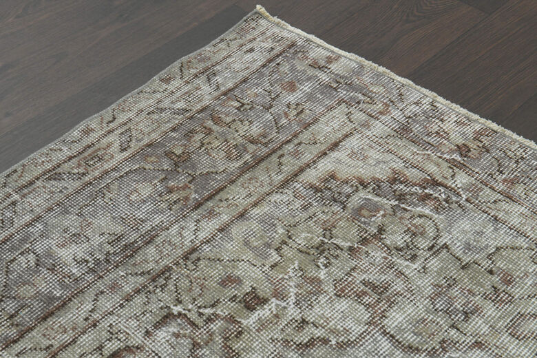 Foliate Vintage Anatolian Rug