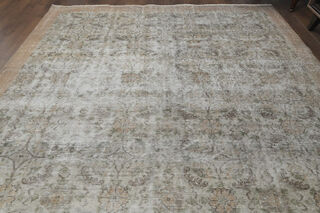 Vintage Abstract Area Rug - Thumbnail