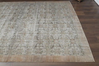 Vintage Abstract Area Rug - Thumbnail