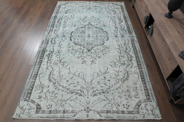 Handmade Vintage Oriental Rug