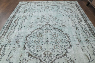 Handmade Vintage Oriental Rug - Thumbnail