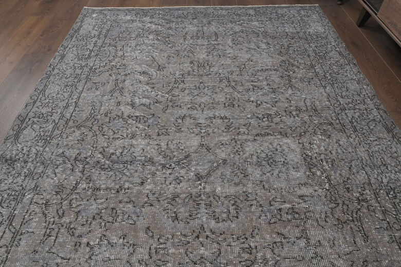 Handmade Vintage Area Rug