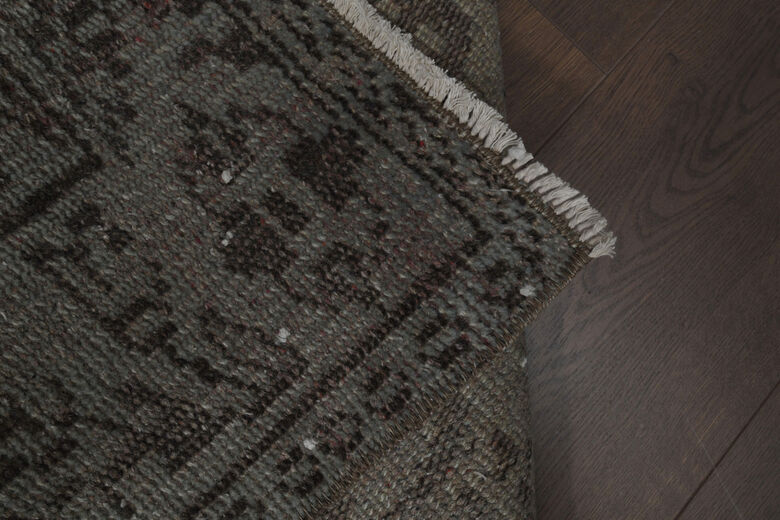 Handmade Vintage Oriental Anatolian Rug